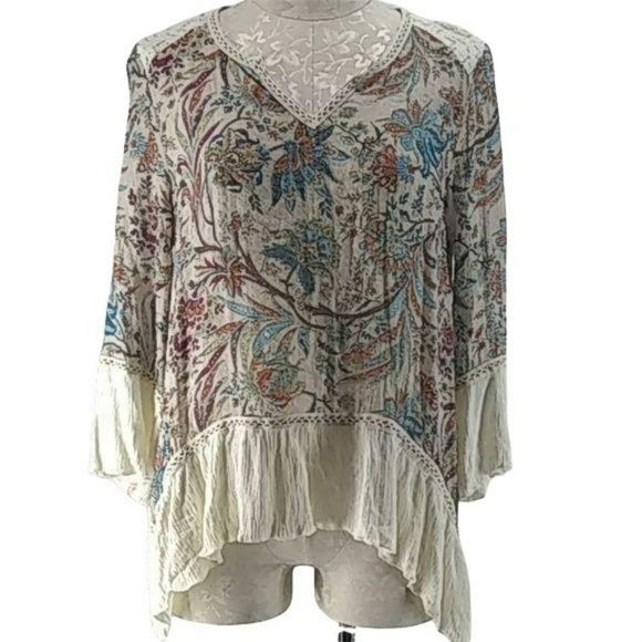 Lori and Mari‎ Floral Print bell sleeve Aztec boho medium v neck Blouse - Picture 1 of 8
